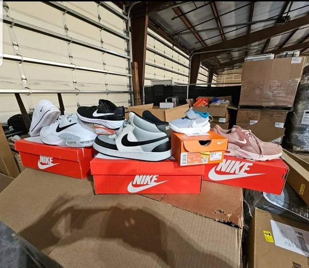 Nike Liquidation Sneakers Pallets